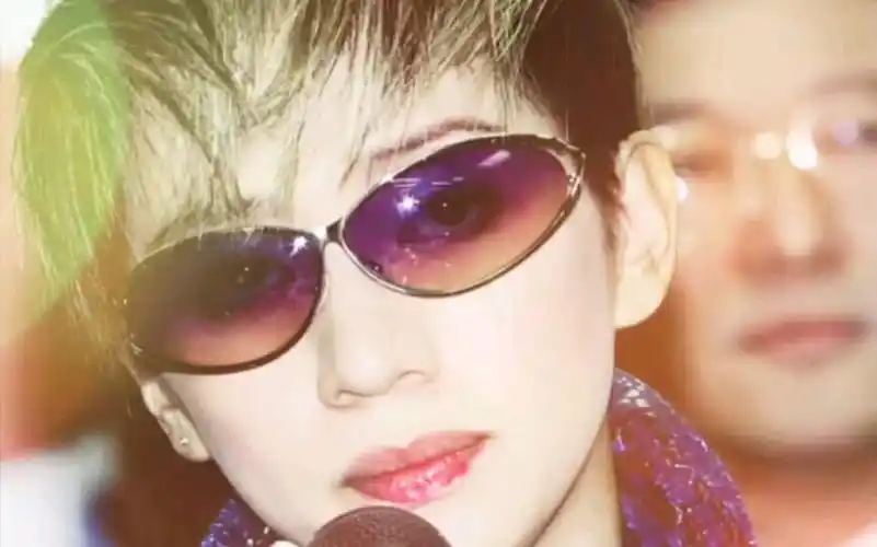 【梅艳芳】短发绝帅的女人梅塔塔