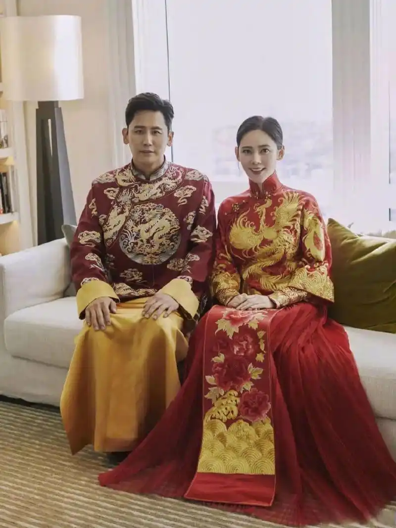 一组明星中式婚服