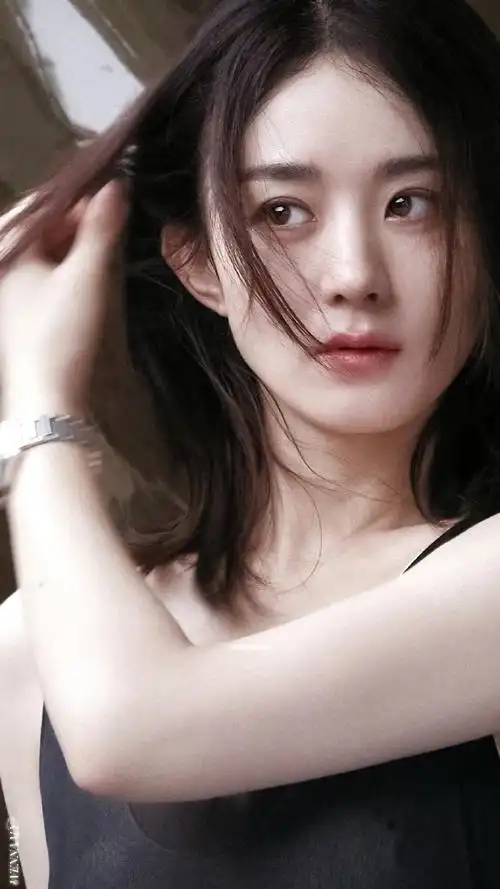 赵丽颖鎏金深v##赵丽颖