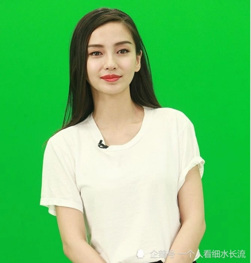 baby15岁证件照曝光,没滤镜没p图,"偏泰式"五官太真实_腾讯新闻