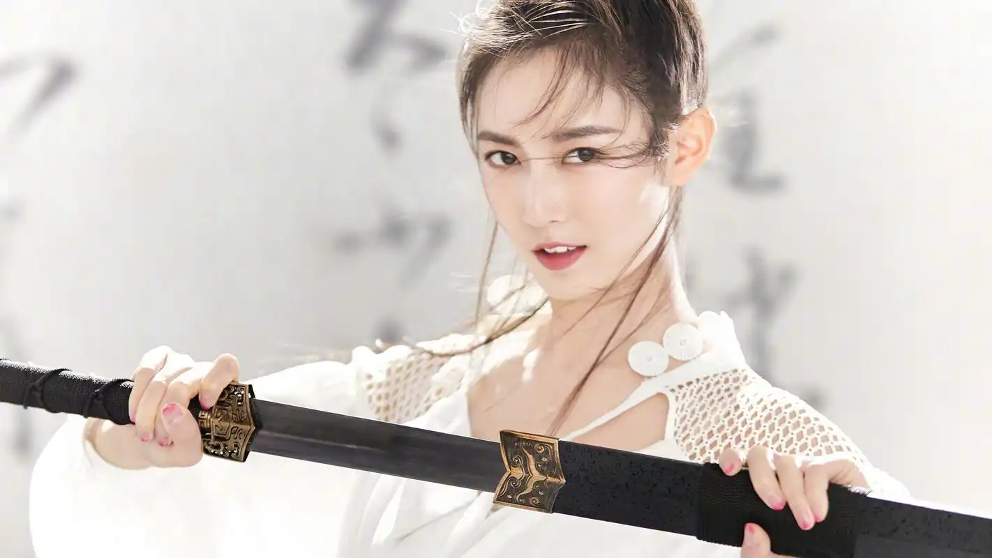 陈钰琪 绝美古风写真 英气十足 绝世美颜