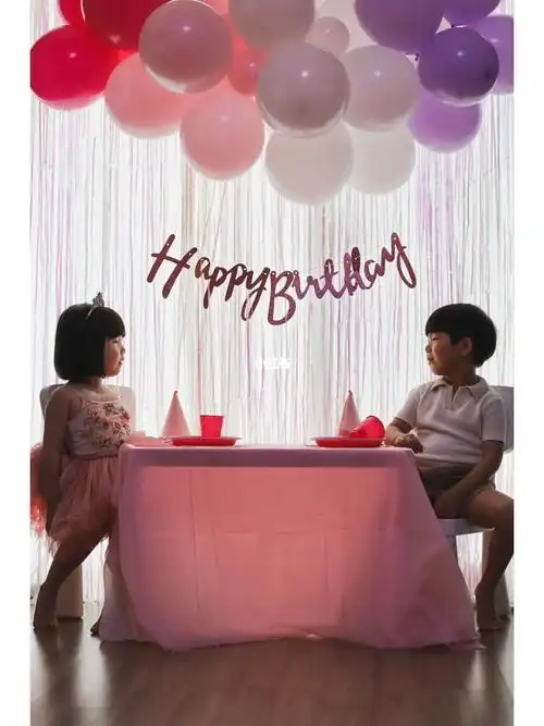 八月的家庭生日派对