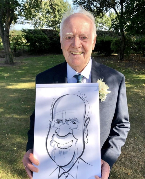 画技不好怎么办,不妨尝试一下漫画方式的人物肖像,简单又有趣