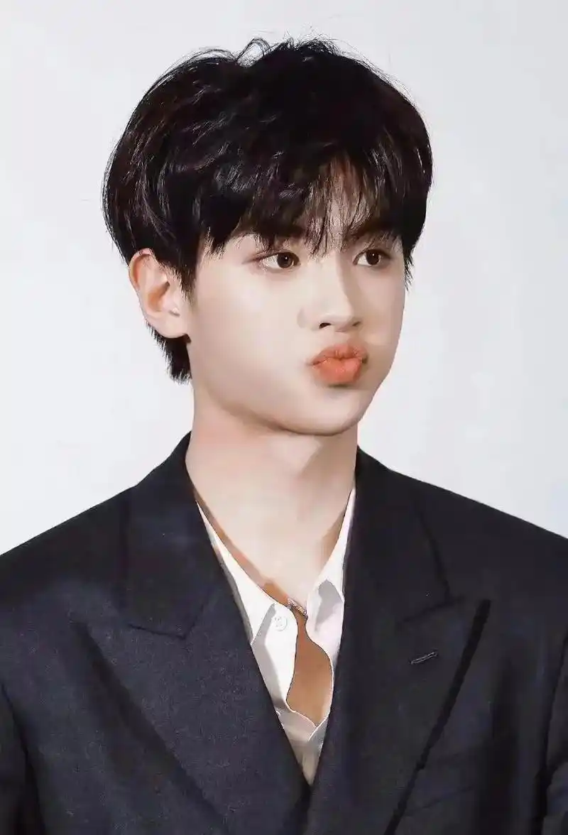 黄明昊justin #黄明昊 #justin黄明昊 #向全 - 抖音