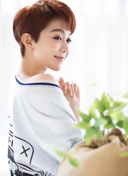 颜值,身材,资源都好,但就是不火的女明星,说的就是她吧|姜妍|瓜子脸