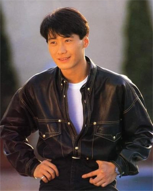 香港最帅气的男明星是谁呢?据说是被称为四大天王之一的"黎明"