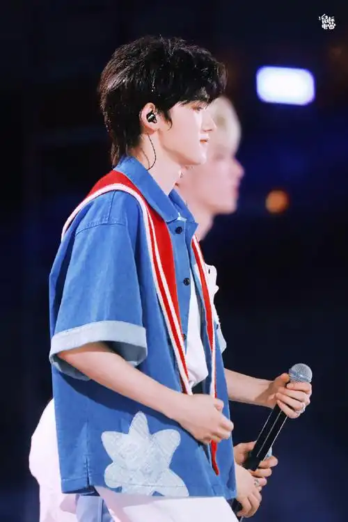 宋亚轩 小王子##宋亚轩理想之途演唱会