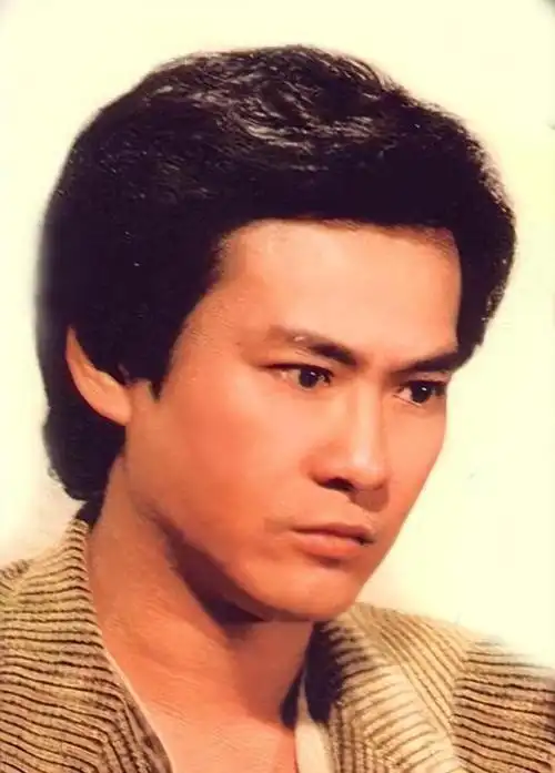 同样是郑少秋基因把沈殿霞与官晶华女儿一对比差距就出来了