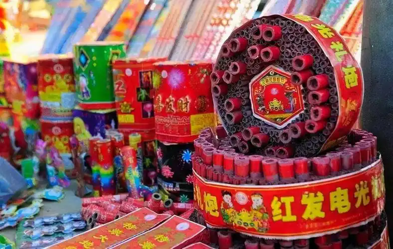 闲谈烟花爆竹|今年过年我们还能放烟花吗?