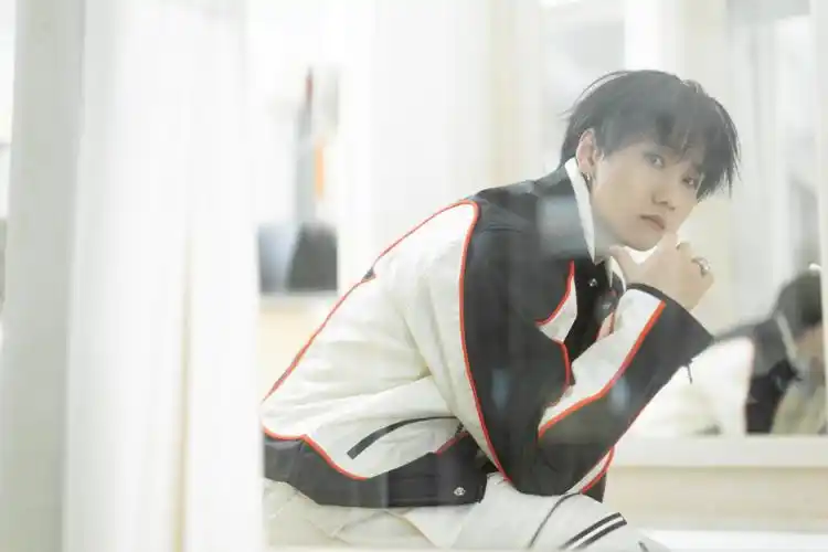 汪苏泷音乐节大片好帅气呀,超级喜欢汪苏泷的歌!__财经头条