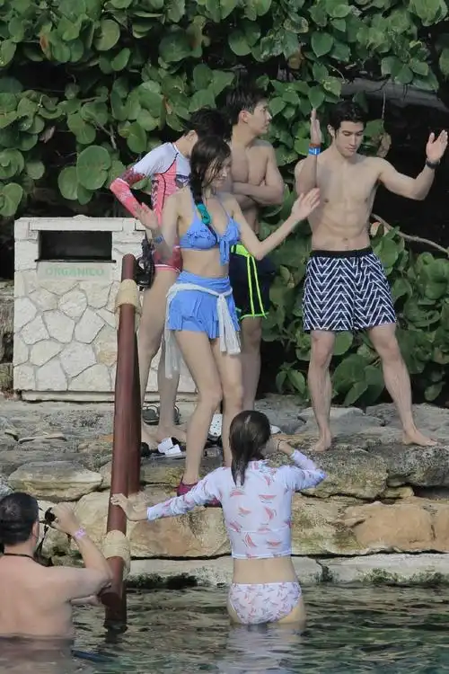 林志玲林志颖是幼儿园同学#林志玲 7015 〈花样姐姐〉第二季泳装