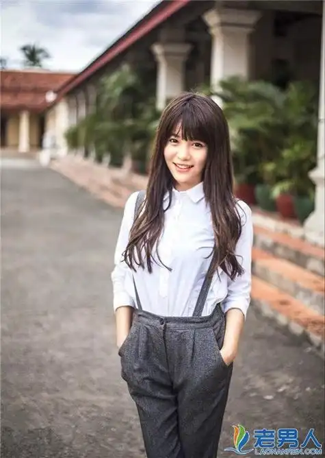 中国好声音赵露凭借一首《我是一只小小鸟》打开知名度,关于赵露个人