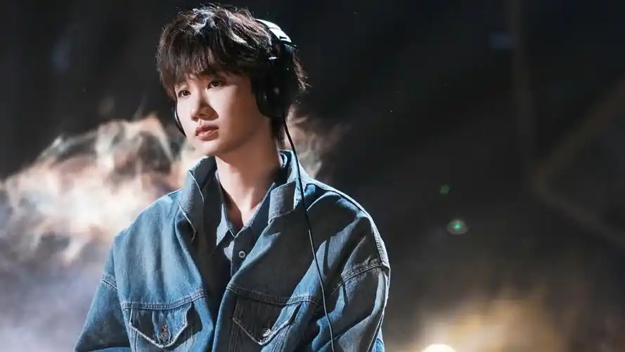 汪苏泷歌手第四期好听上热搜,神级改编《雨天雨天》