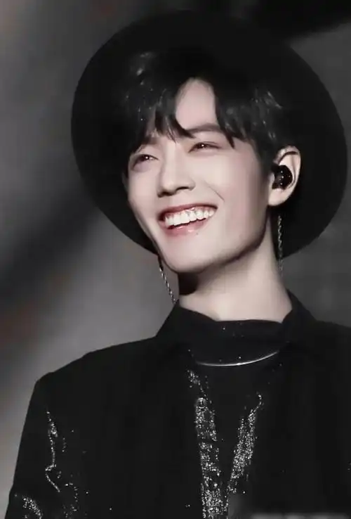 历经千帆肖战终于喜提2900万小飞侠