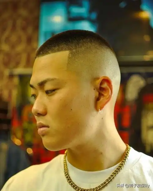 雾感渐变77钢夹烫#适合男生的短发发型推荐