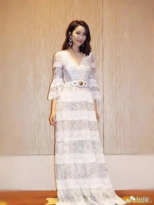 120斤?这位身高只有168cm的女星哪里来的自信晒体重?