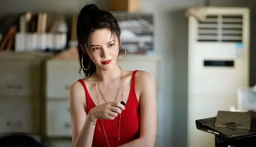 内地女演员邱意浓,高颜值,好身材给观众留下深刻印象模特出身的邱意浓