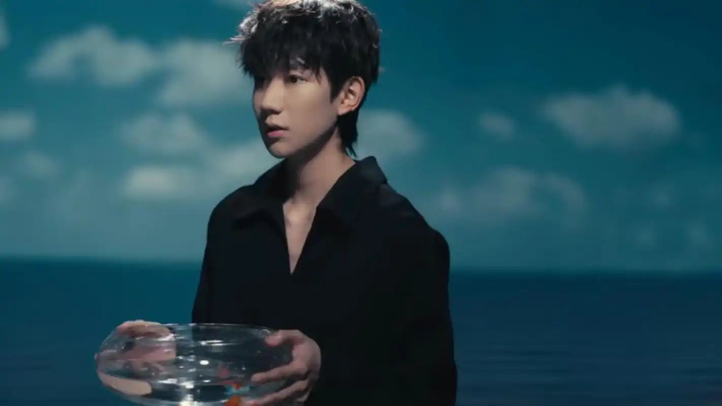 王源新歌柔mv解锁水中上演湿身诱惑粉丝心怎么这么痛了