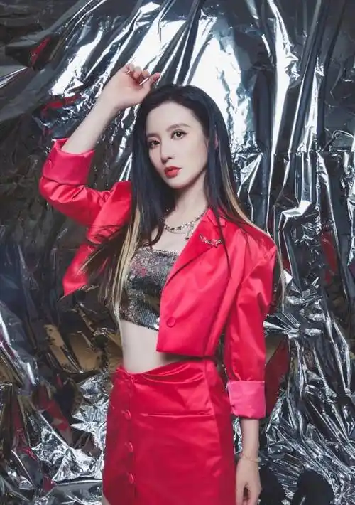 原创迷倒百亿总裁的张萌到底有什么魅力