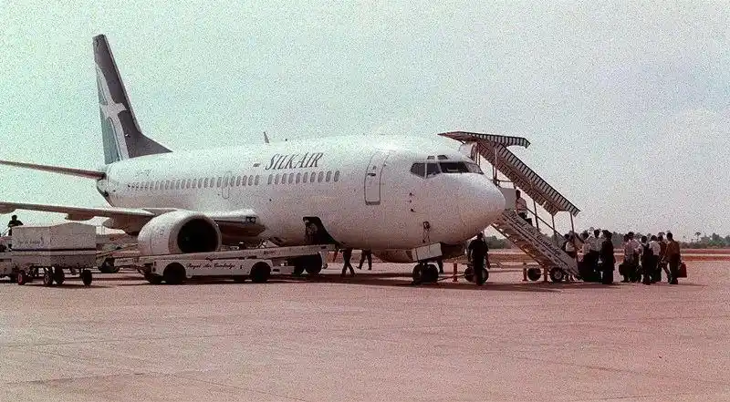 林俊杰《修炼爱情》背后,竟藏着185死亡航班的故事