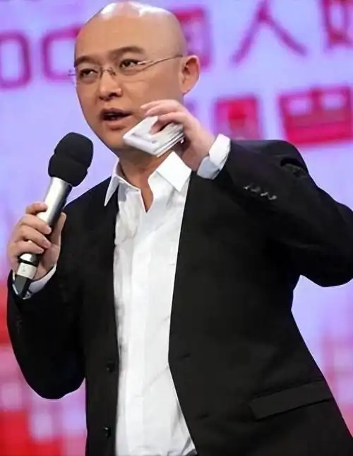 事实证明逐渐消失的主持人孟非已经走上了另一条大道