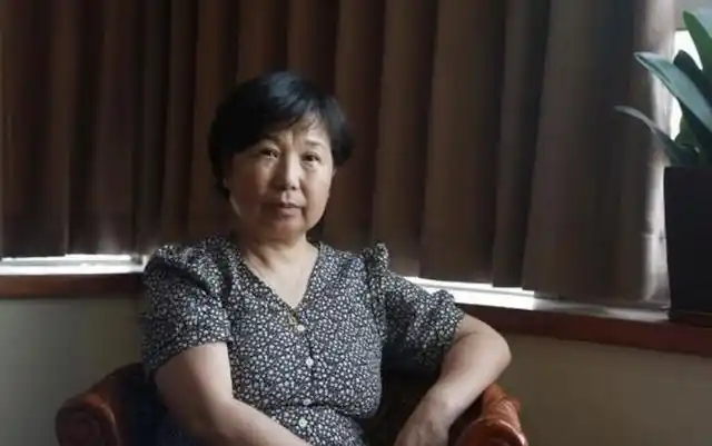 许敏郭威驻马店一家大团圆北海舅舅送海鲜田静直播94万人观看