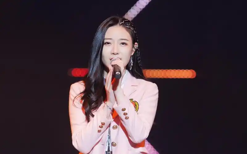 【李宇琪】20190727 总决选 艾斯兔 一期生特殊演出 支柱 李宇琪