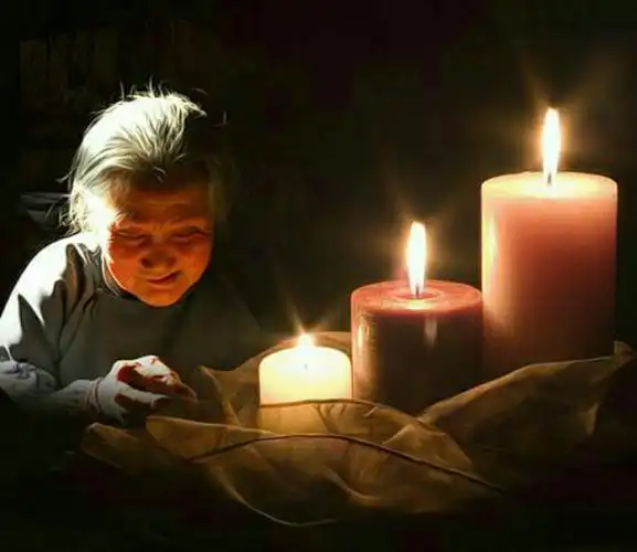 世界上有一种情感,它与生俱来,没有条件,绵绵不绝,它就是母爱!