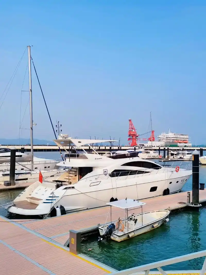 南沙游艇会,欧式风格建筑,拍照很出片~广州南沙游艇会是一个  - 抖音