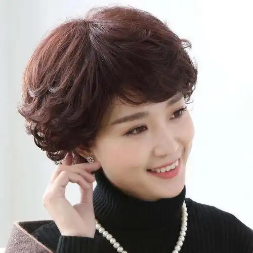 岁的女人过年烫什么发型减龄又好看中老年烫发发型设计盘点时尚又减龄