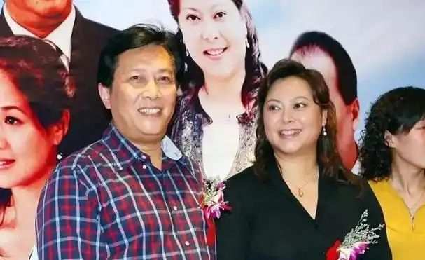 被母亲要求报仇后反倒和父亲继母亲如一家唐国强女儿在想什么