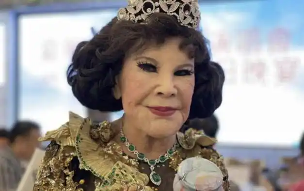 93岁黄夏蕙将举办最后派对,盼与七个子女见面合照,将分过亿遗