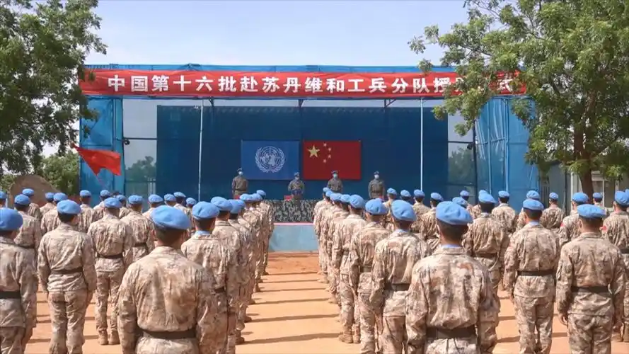 中国赴苏丹达尔富尔维和工兵荣获联合国和平荣誉勋章