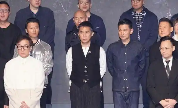 长得英俊帅气,却输在"个子矮"上,这6位男星身高太不懂事了