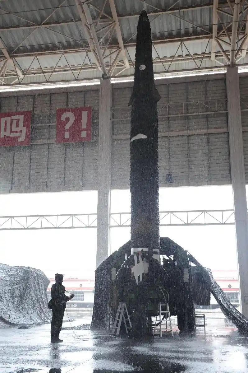 外媒热炒中国试射东风5c美方称已难守第一岛链