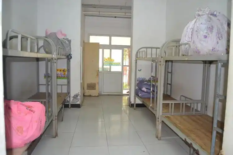 今天,我们只关注两所学校_河南教育新闻网_河南省教育网