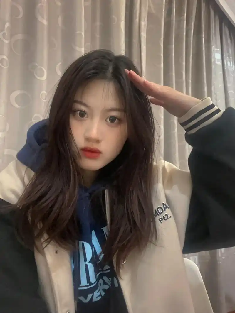 我们见面吧 #分享照片 #宅家拍  #女大学生日常生活 是 - 抖音