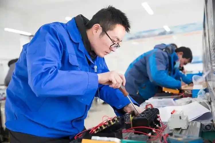 能工巧匠大显身手,东台第二届职业技能大赛举办_手机搜狐网