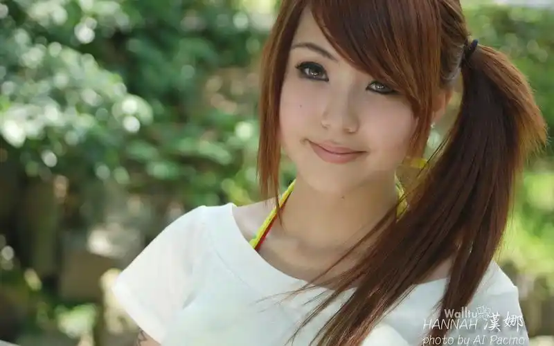 > 周杰伦老婆昆凌高清宽屏壁纸