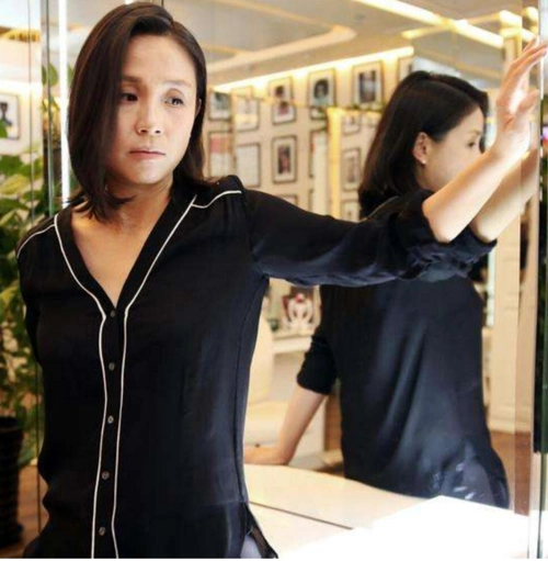 被误传是李维嘉妻子的龙丹妮,才是真正选秀届的教母