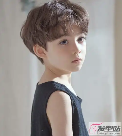 3-8岁小男孩发型 最新小帅哥发型