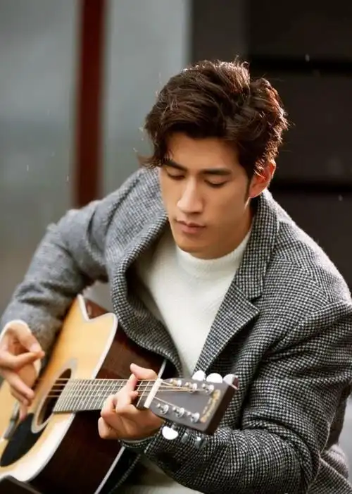 高个脸的男明星我只服这3位身高175cm却有一张180cm的脸