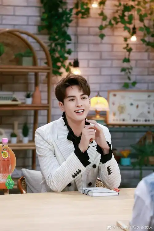 曾舜晞1009生日快乐##曾舜晞##曾舜晞1009生日快乐