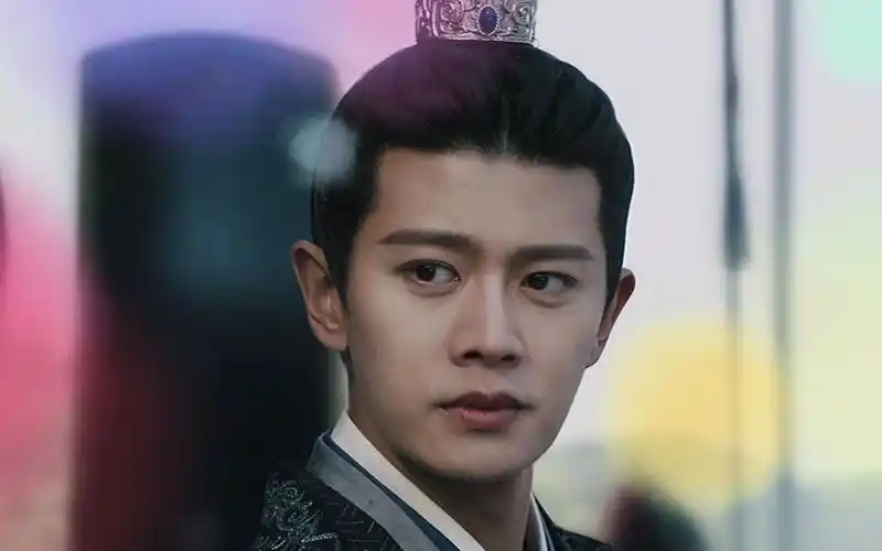 任嘉伦古装颜值排名,周生辰只能排第二,猜猜谁是第一?