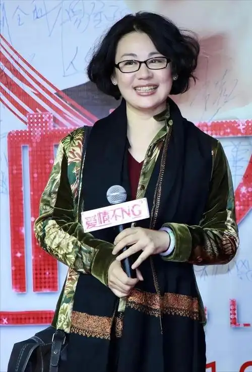 丛珊是一位中国内地影视女演员,1962年出生于中国北京.