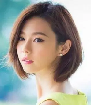 大饼脸适合什么短发 大饼脸女生好看短发发型(3)