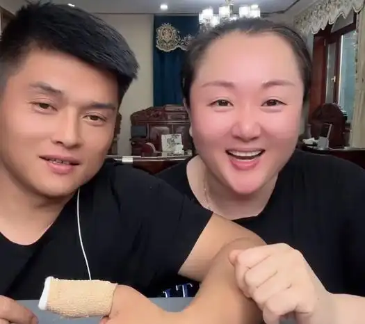 北京胖姐怀孕两个月,自曝因焦虑而失眠,怕变丑二婚老公不爱自己