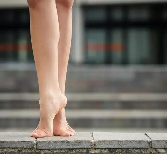 每天踮一踮脚尖坚持一段时间后身体会收获5个好处
