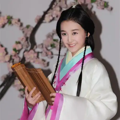 【图】神雕侠侣蒋依依饰演小郭襄 与吴磊银屏献初吻