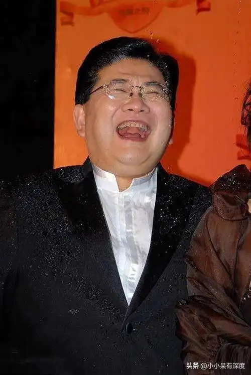 主持人曹可凡简历(曹可凡主持人简介)-天晟网